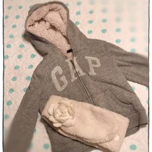 Gap zip sweater jacket with fur lining plus scarf